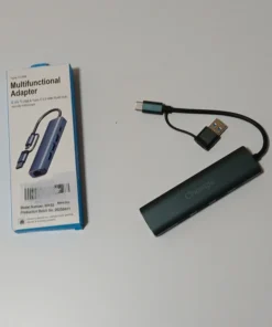Alternative view of Adapter/Hub z wejściem na USB A lub USB C