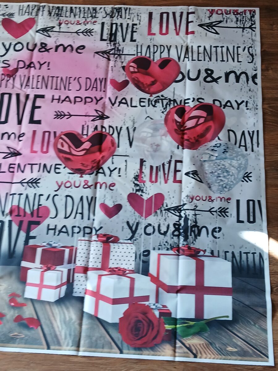 Tło serca napis Love 1,8m x 1,2m - obrazek 4