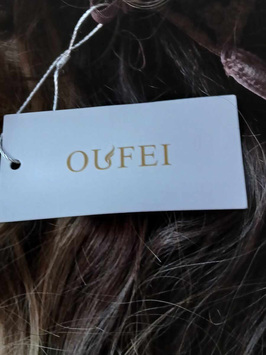 Peruka OUFEI Long Wavy – Piękne Fale Ombre, Naturalny Wygląd - obrazek 4