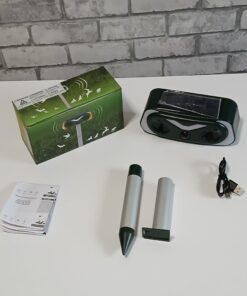 Solarny odstraszacz zwierząt ultradźwiękowy na krety koty psy ptaki USB