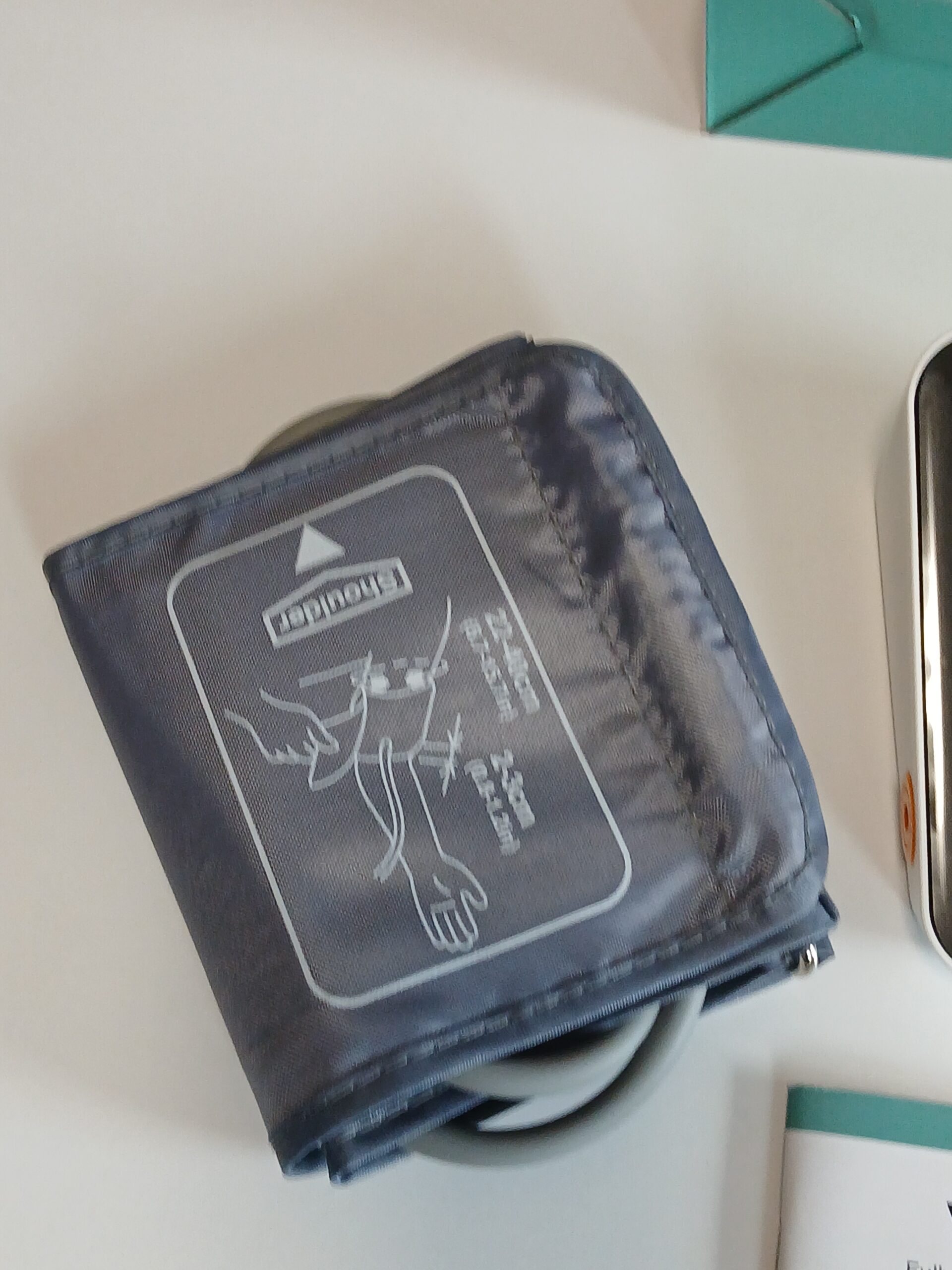 Ciśnieniomierz naramienny VIMMK C04 automatyczny pamięć 2x120 USB-C - obrazek 2