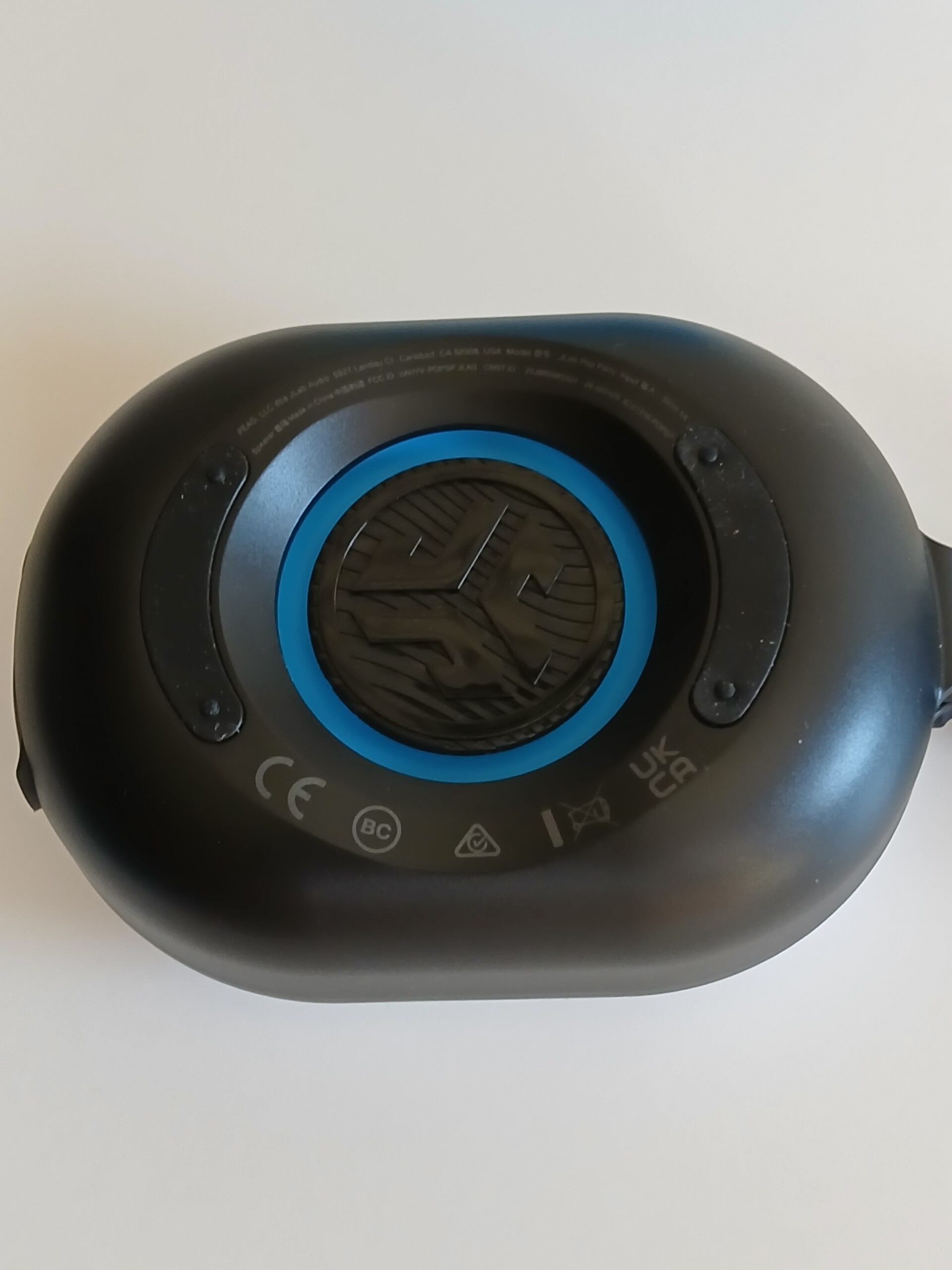 Głośnik bluetooth jlab pop party rgb magnes IPX5 - obrazek 3