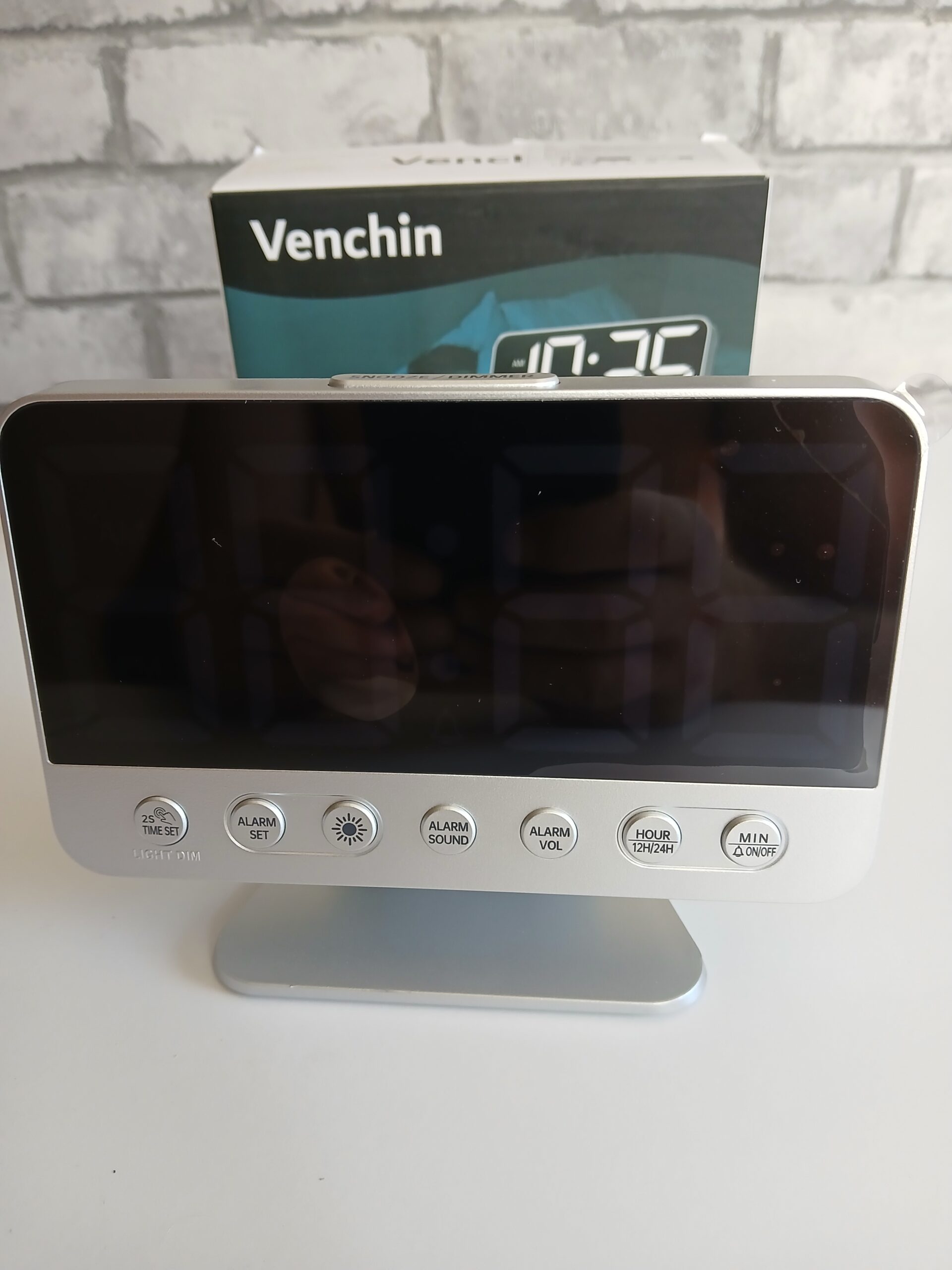 Zegar cyfrowy budzik LED Venchin U2 RGB - obrazek 3