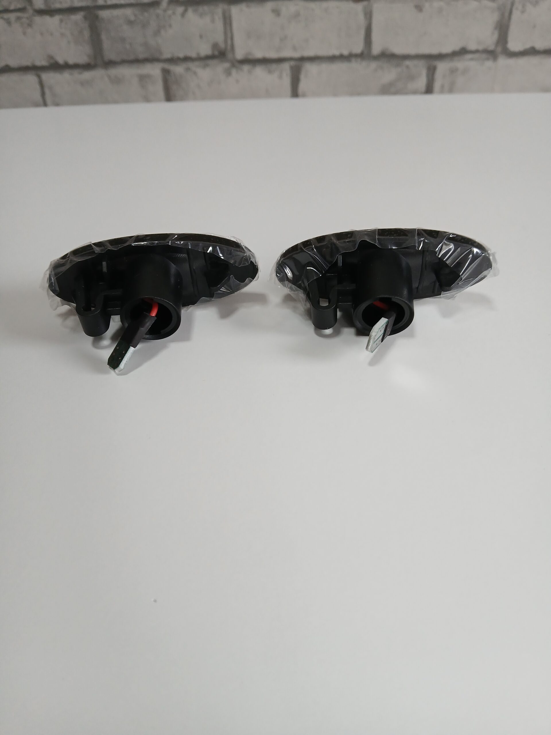 Kierunkowskazy boczne LED dymione WinPower dynamiczne - obrazek 4
