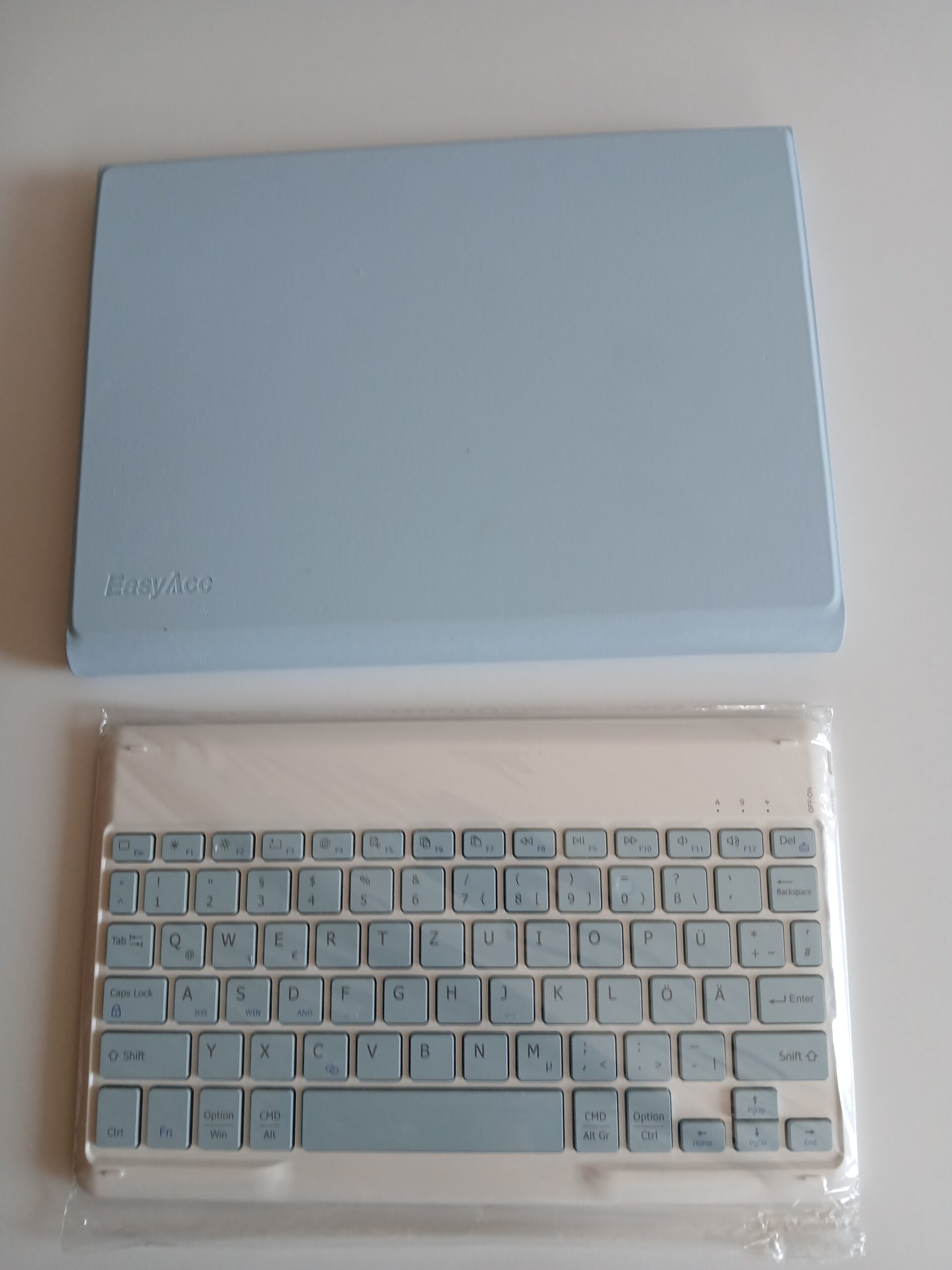 Etui z klawiaturą Bluetooth EasyAcc 10-10.1 cali PlimPad