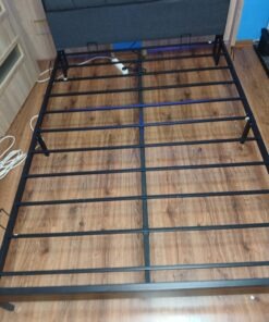 Łóżko metalowe Brinlawb 140x200 z tapicerowanym zagłówkiem i podświetleniem LED / USB - obrazek 3