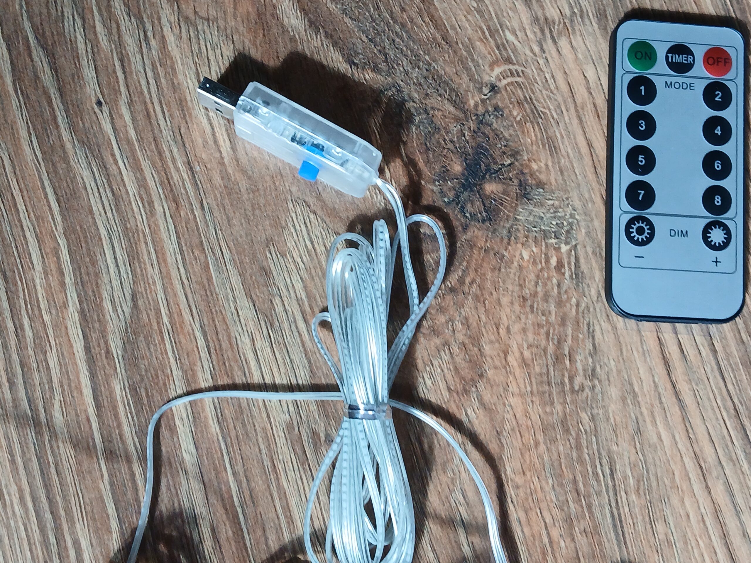 Kurtyna świetlna LED 3x3m Hoteril LS008-WH 300 LED pilot USB IP65 - obrazek 4