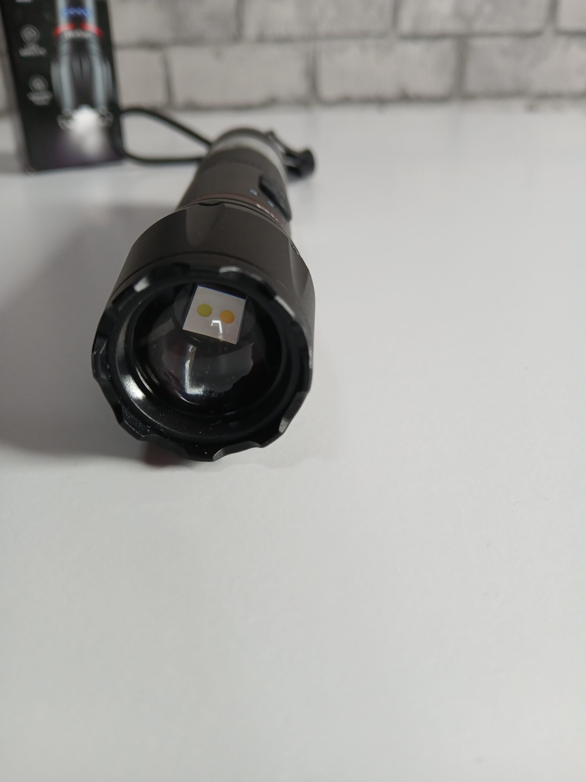 Latarka taktyczna LED Blukar K9186 USB-C zoom 10 trybów - obrazek 4
