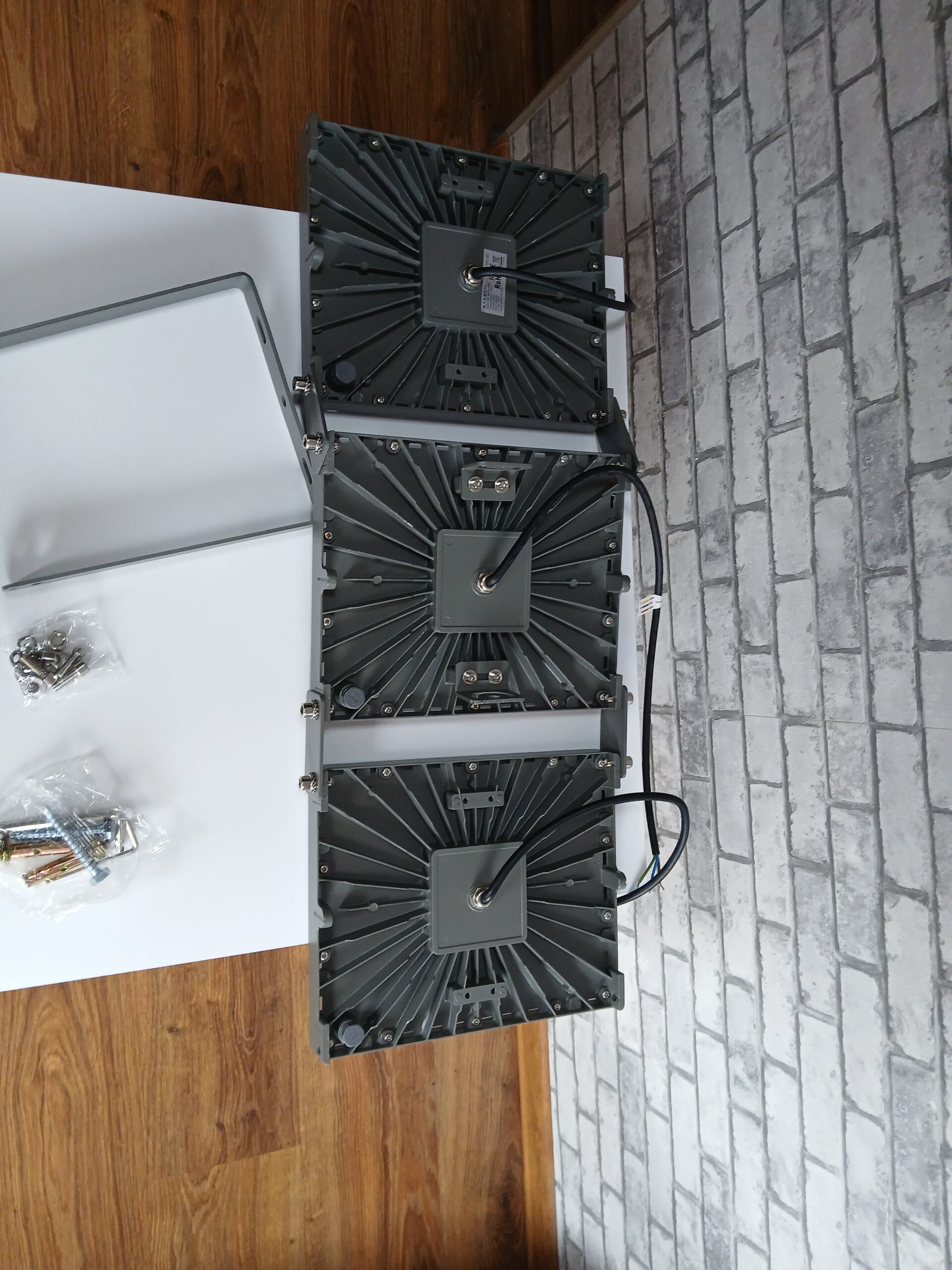 Naświetlacz LED Stasun 600W (3x200W) halogen zewnętrzny IP66 - obrazek 6