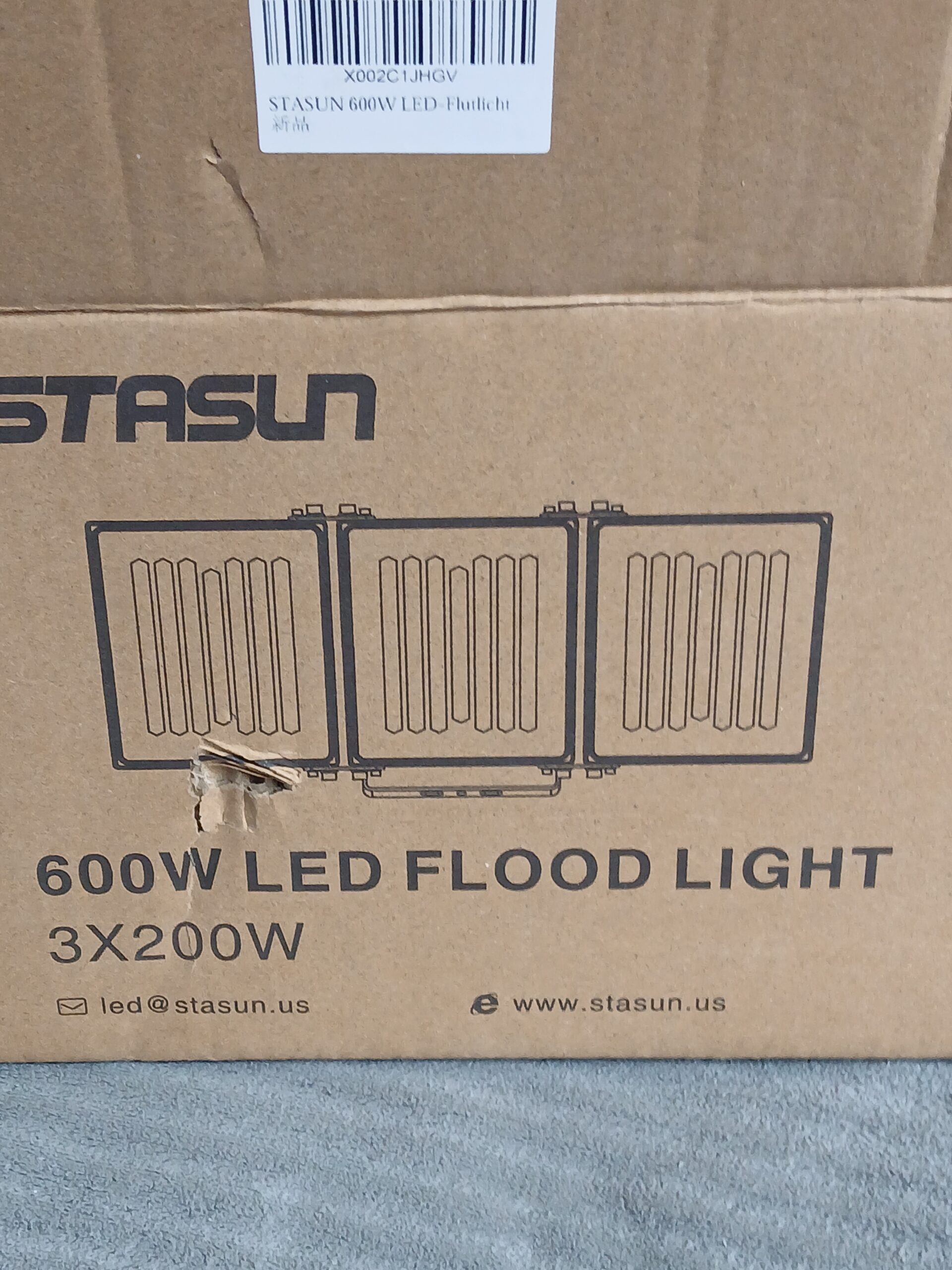Naświetlacz LED Stasun 600W (3x200W) halogen zewnętrzny IP66 - obrazek 8