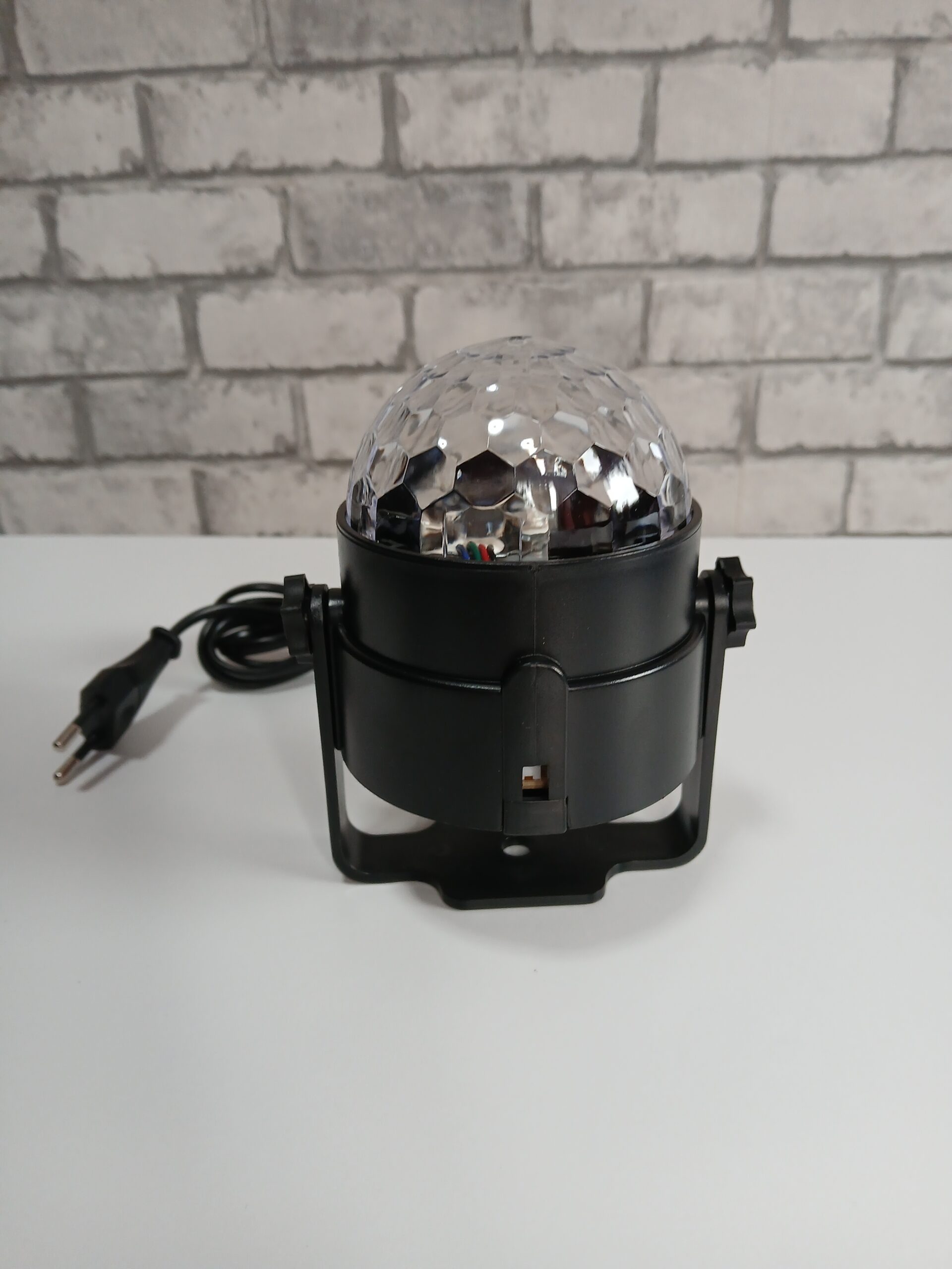 Projektor dyskotekowy kula disco RGB ZQ04001 pilot - obrazek 3